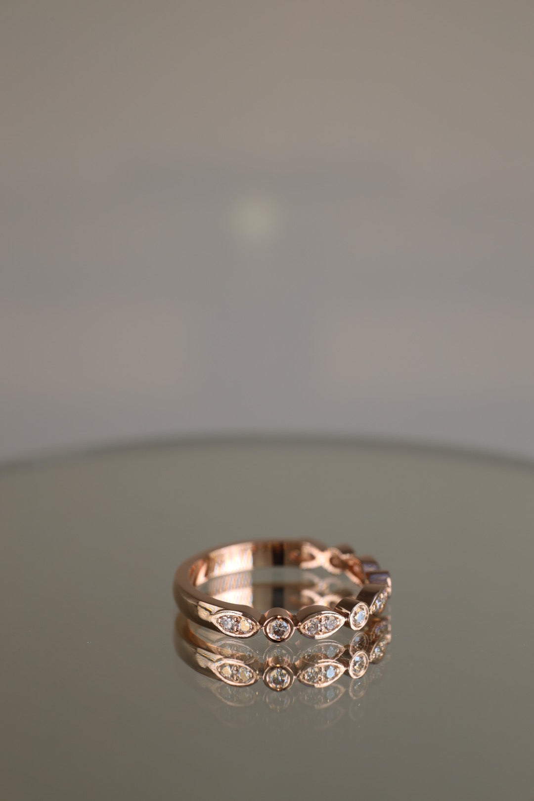 Rose gold art deco round brilliant diamond ring